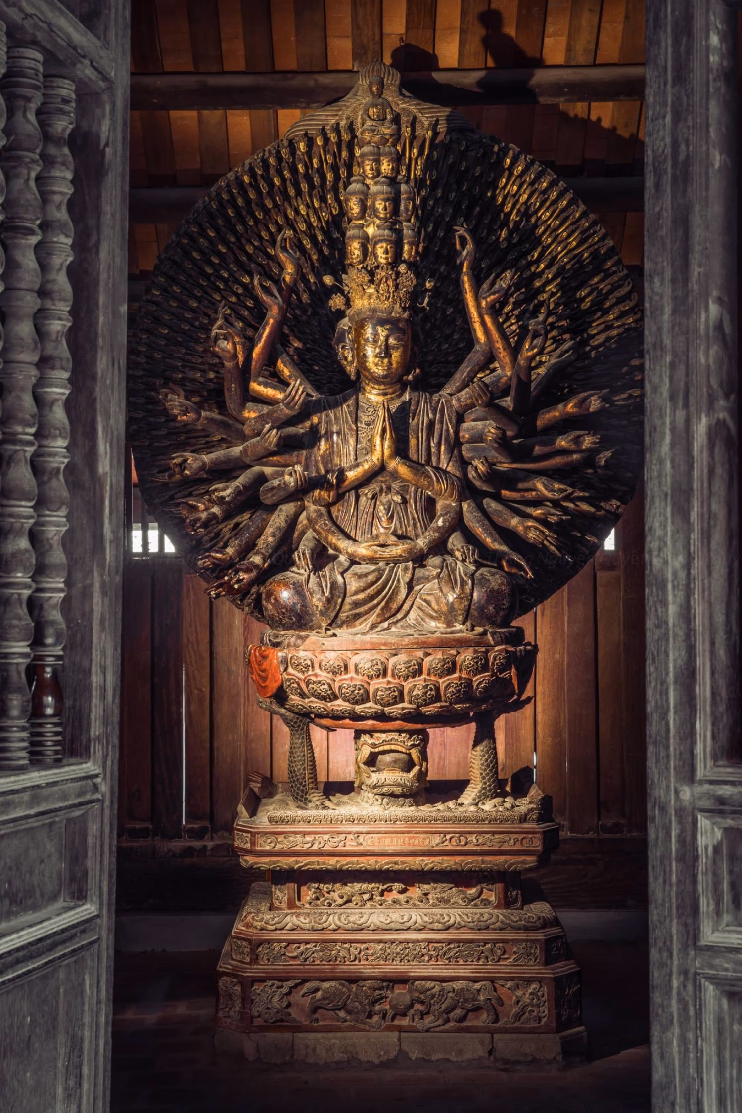 Thousand-armed Avalokiteshvara in But Thap Temple