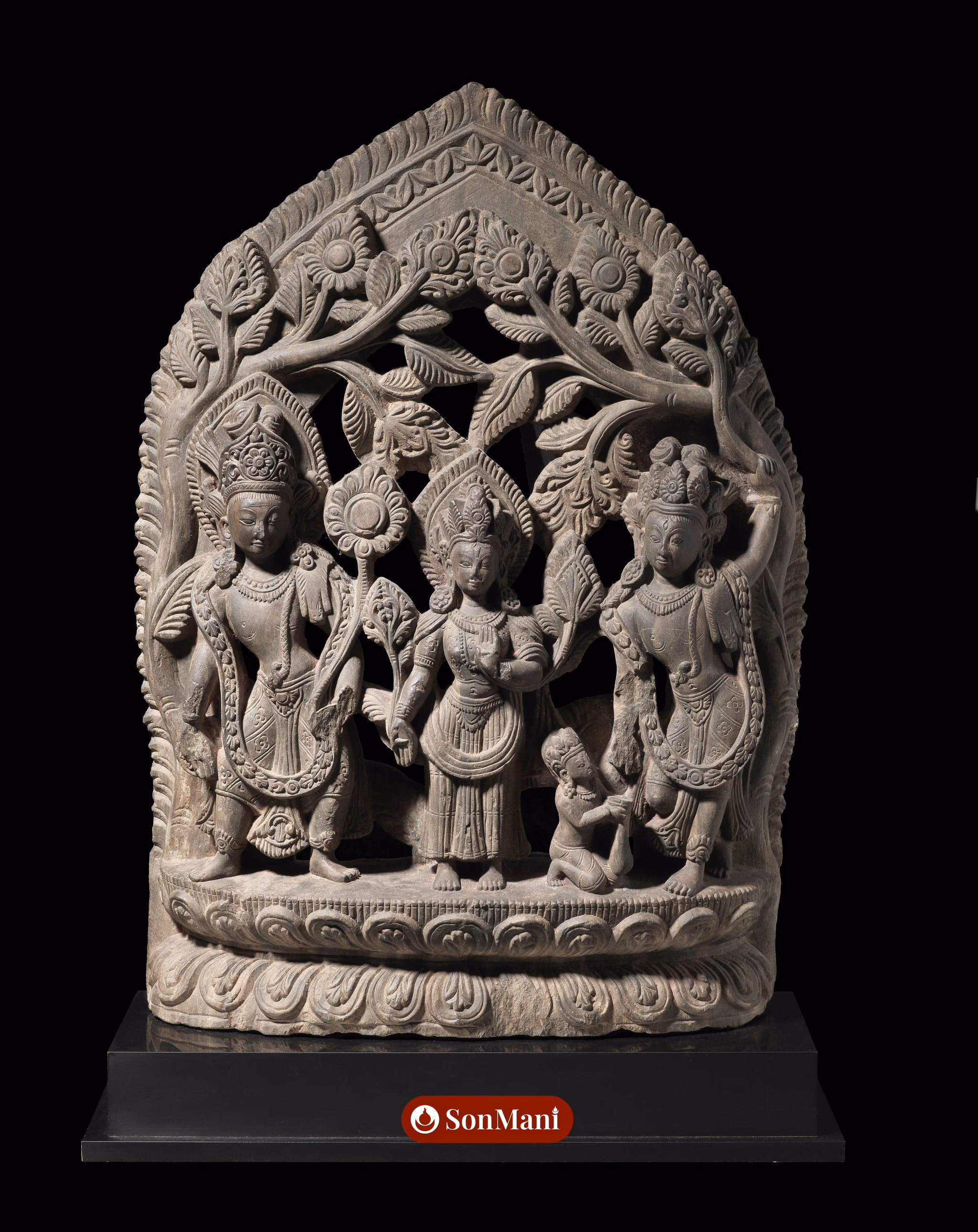 Stone stele of Chintamani Lokeshvara, Nepal, 16th century